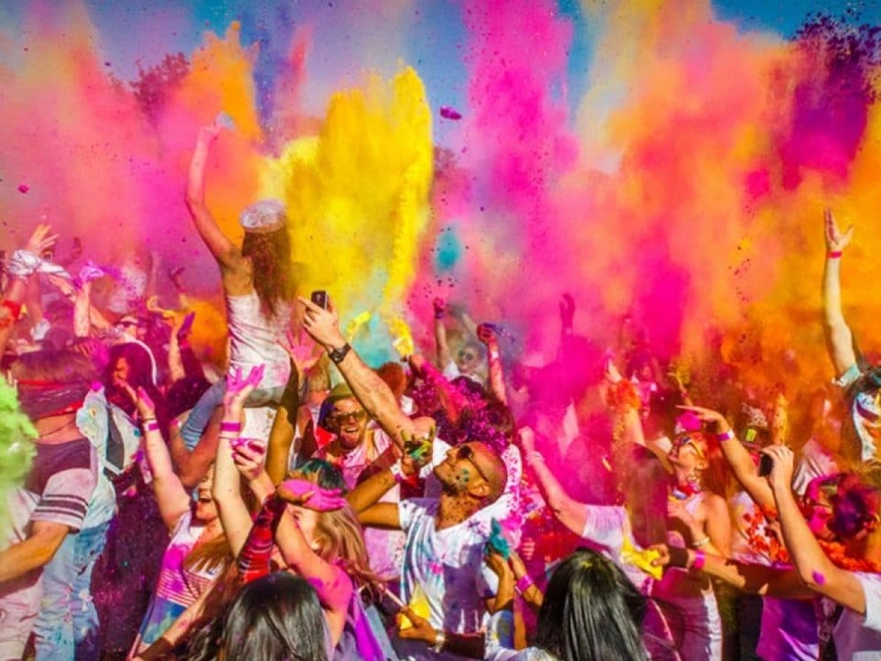Holi 2026 Prep: Your Essential Guide to Planning a Group Celebration