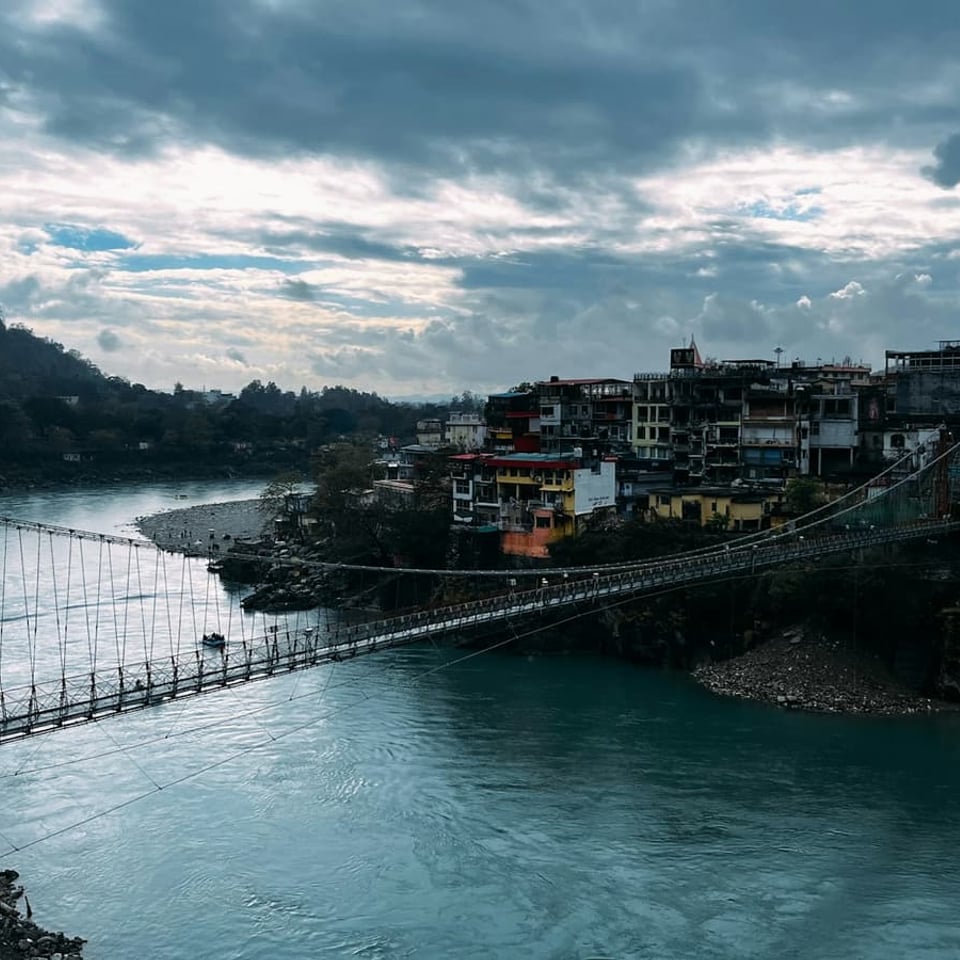Rishikesh Solo Trip 2026: How to Meet People, Split Costs, and Not Travel Alone