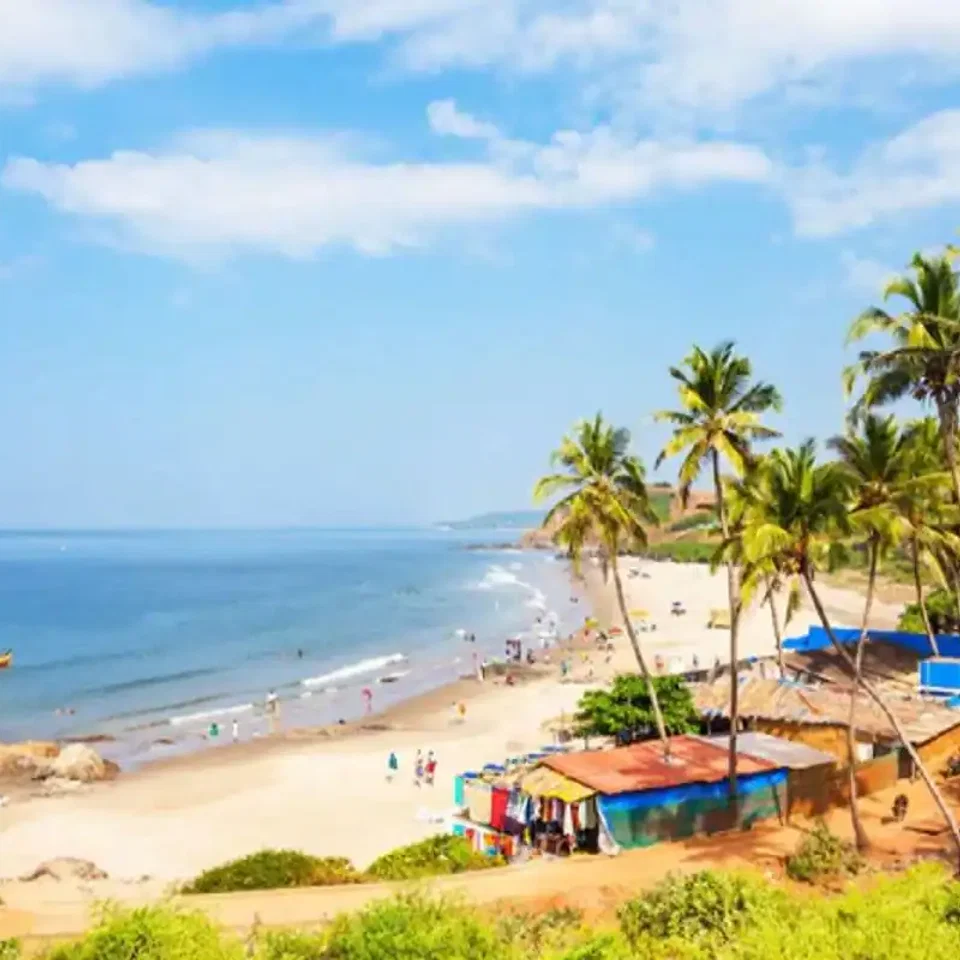 Goa in December: Party vs Peace — Pick Your Side & Find People with the Same Vibe